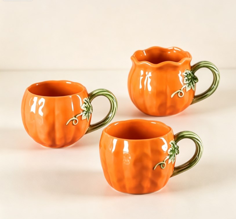 Creative Ceramic Pumpkin Coffee Mug with Lid - Large Capacity Aesthetic Drinking Cup for Home & Office, Fall Holiday Gift & Home Decor
